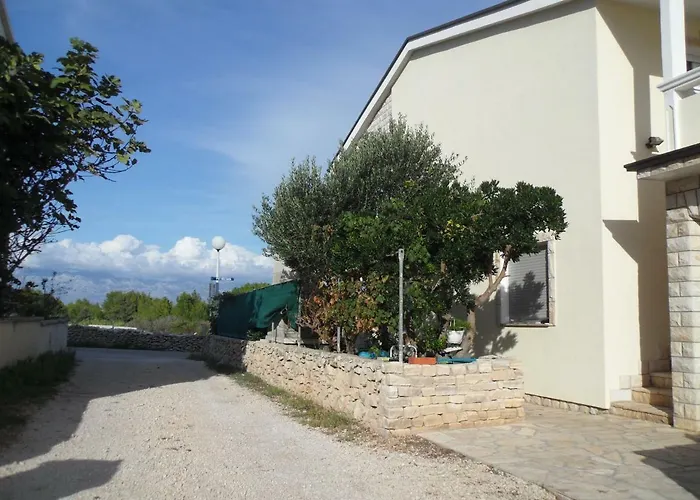 Ruzica Apartments