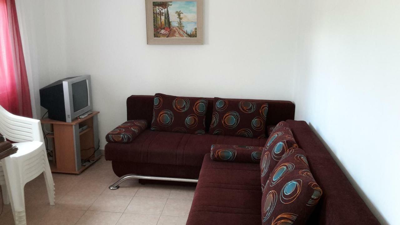 Ruzica Apartment
